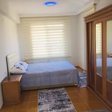 Refreshing House With Garden In The Heart Of شقة
